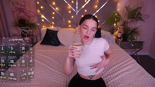 MirielleNymph online show from 25, 3, 2026