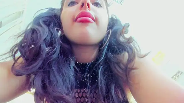 Jelly Bee online show from 25, 10, 2025