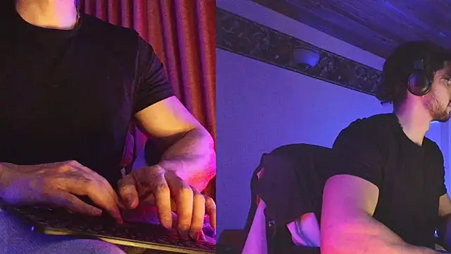 Snapshot of Axel-Cr0ss chatting on 12, 9, 2025 Axel-Cr0ss online show from 12, 9, 2025