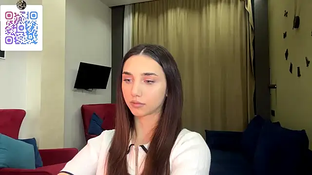 LinaMour online show from 2, 2, 2026