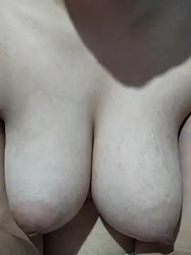 Snapshot of Haram-44 chatting on 3, 10, 2025 Haram-44 online show from 3, 10, 2025