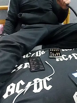 yazinyazin1 online show from 18, 12, 2025