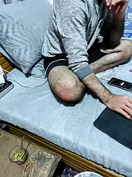 yazinyazin1 online show from 4, 3, 2026