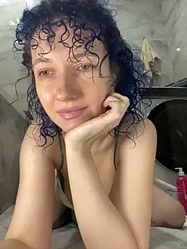 Snapshot of Kitty_Kisss chatting on 23, 11, 2025 Kitty Kisss online show from 23, 11, 2025