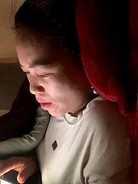 tuyetnhi-00 online show from 19, 11, 2025