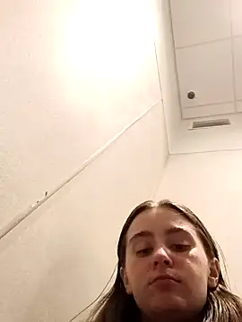 freakylittlebitch69 online show from 20, 9, 2025