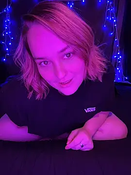 Snapshot of Princessblazed444 chatting on 7, 8, 2026 Princessblazed444 online show from 7, 8, 2026