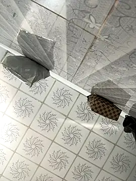 Snapshot of Tiffany-yy chatting on 17, 10, 2025 Tiffany-yy online show from 17, 10, 2025