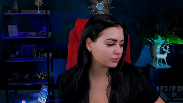 NaomiWilsons online show from 21, 11, 2025