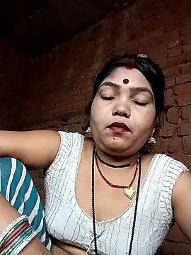 Priya tyagi online show from 3, 10, 2025