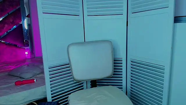 Snapshot of Eryx_Eriscor chatting on 30, 11, 2025 Eryx Eriscor online show from 30, 11, 2025