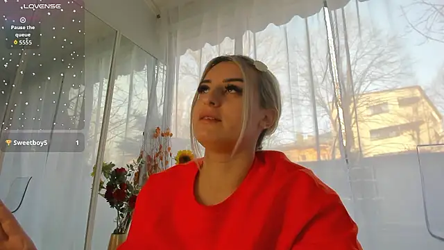 Ella Vee online show from 16, 3, 2026