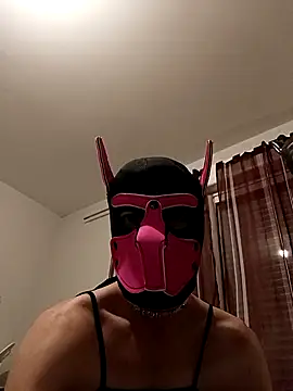 Snapshot of Puppydog33 chatting on 29, 10, 2025 Puppydog33 online show from 29, 10, 2025