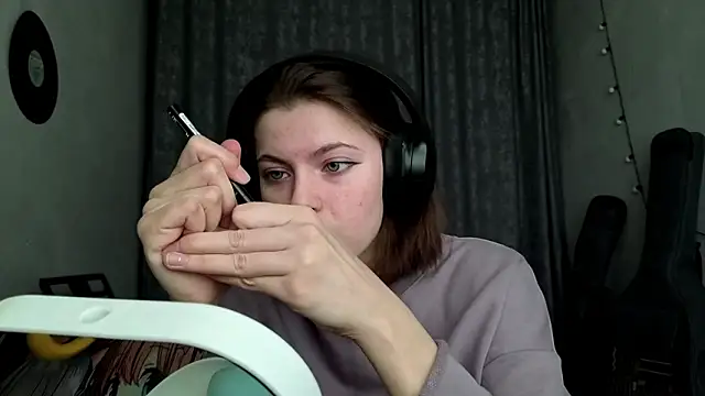 CutieAnny online show from 17, 2, 2026