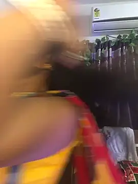 Snapshot of V-Hot-Sweti chatting on 8, 10, 2025 V-Hot-Sweti online show from 8, 10, 2025