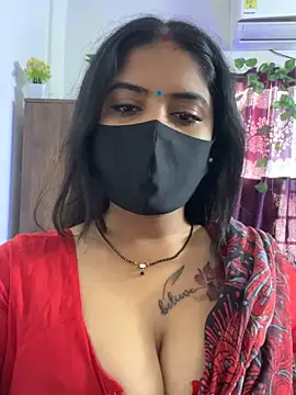 Snapshot of V-Hot-Sweti chatting on 14, 10, 2025 V-Hot-Sweti online show from 14, 10, 2025