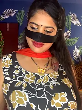 Snapshot of V-Hot-Sweti chatting on 11, 11, 2025 V-Hot-Sweti online show from 11, 11, 2025