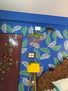 V-Hot-Sweti online show from 28, 4, 2026