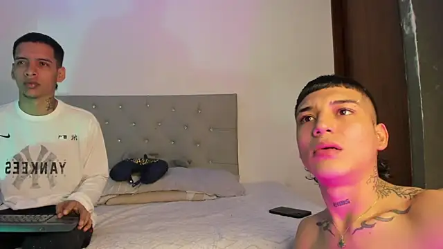 twinkDuohot online show from 12, 2, 2026