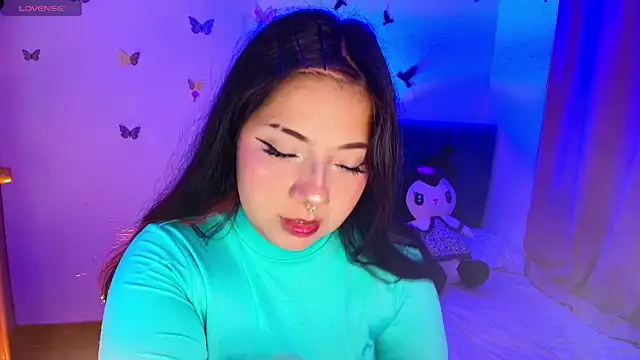 Snapshot of annie-russel chatting on 29, 11, 2025 annie-russel online show from 29, 11, 2025