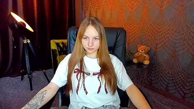 Snapshot of MilaAddams chatting on 2, 7, 2026 MilaAddams online show from 2, 7, 2026