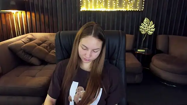 Snapshot of MilaAddams chatting on 8, 7, 2026 MilaAddams online show from 8, 7, 2026