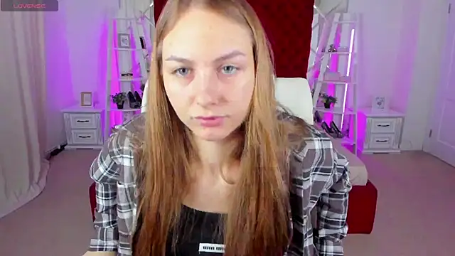 Snapshot of MilaAddams chatting on 23, 7, 2026 MilaAddams online show from 23, 7, 2026