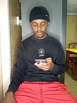 Snapshot of Hluga_25 chatting on 13, 9, 2025 Hluga 25 online show from 13, 9, 2025