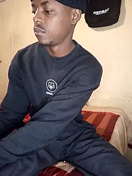 Snapshot of Hluga_25 chatting on 20, 10, 2025 Hluga 25 online show from 20, 10, 2025