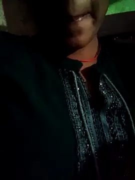 Pari queen 44 online show from 9, 10, 2025