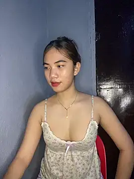 Snapshot of Shy_SexyLady chatting on 28, 4, 2026 Shy SexyLady online show from 28, 4, 2026