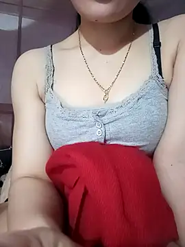 Snapshot of LucyyLy chatting on 1, 2, 2026 LucyyLy online show from 1, 2, 2026