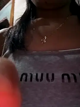 Snapshot of LucyyLy chatting on 10, 2, 2026 LucyyLy online show from 10, 2, 2026