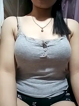 Snapshot of LucyyLy chatting on 28, 2, 2026 LucyyLy online show from 28, 2, 2026