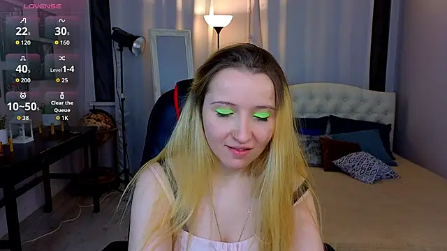 Milana Key online show from 17, 10, 2025