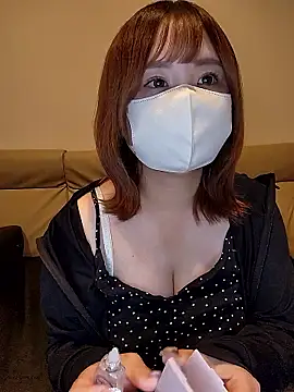 Snapshot of --MIYUKI chatting on 10, 10, 2025 --MIYUKI online show from 10, 10, 2025