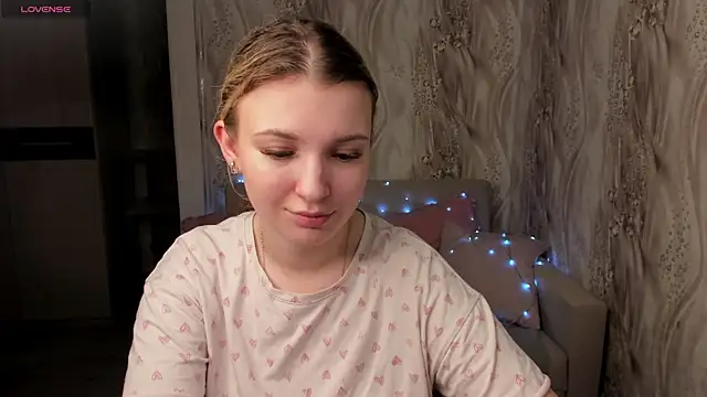 MilinaMorris online show from 4, 6, 2026