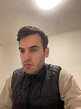 Snapshot of dino2603 chatting on 4, 11, 2025 dino2603 online show from 4, 11, 2025