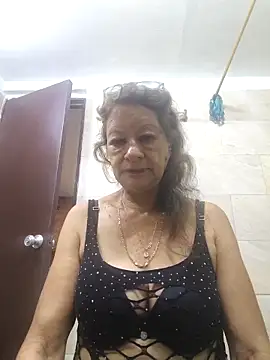 Snapshot of MaryLunne chatting on 14, 10, 2025 MaryLunne online show from 14, 10, 2025