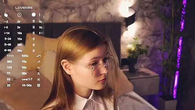 LynHillaire online show from 15, 4, 2026