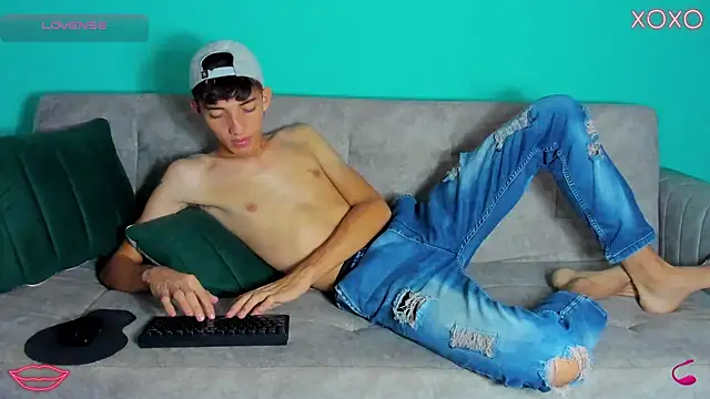 Maikol Ortiz online show from 25, 9, 2025