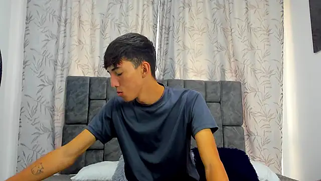 Maikol Ortiz online show from 2, 12, 2025