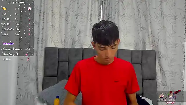 Maikol Ortiz online show from 4, 12, 2025