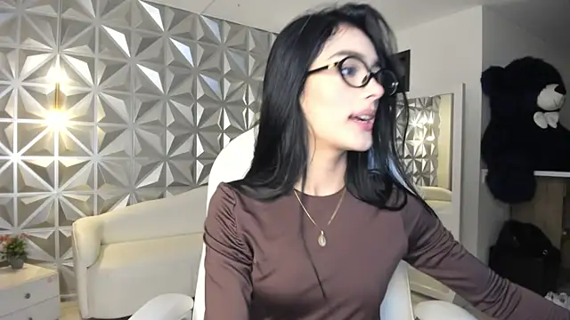 zoerouse  online show from 17, 1, 2026