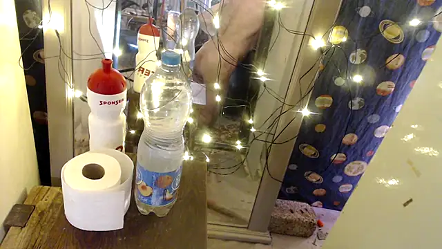 Snapshot of BiglovelyXXL chatting on 3, 10, 2025 BiglovelyXXL online show from 3, 10, 2025