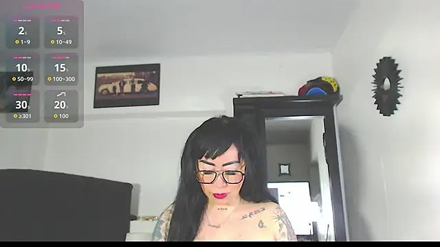 Vicky hotmilf online show from 29, 10, 2025