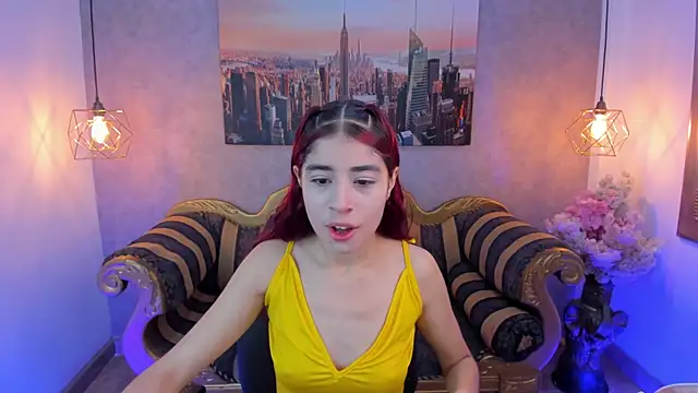 Snapshot of Gaby_louse chatting on 17, 10, 2025 Gaby louse online show from 17, 10, 2025