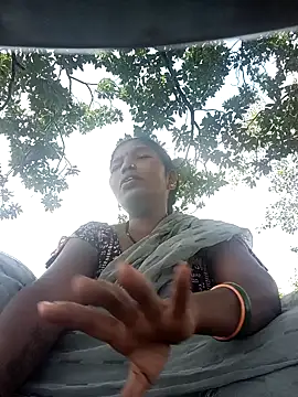 Snapshot of Jivika_Jaiswal chatting on 3, 10, 2025 Jivika Jaiswal online show from 3, 10, 2025