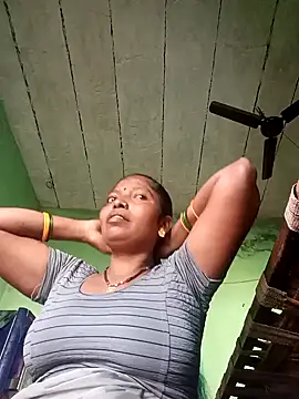 Snapshot of Jivika_Jaiswal chatting on 7, 10, 2025 Jivika Jaiswal online show from 7, 10, 2025