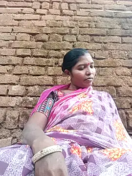 Snapshot of Jivika_Jaiswal chatting on 29, 10, 2025 Jivika Jaiswal online show from 29, 10, 2025